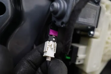 벤츠 W205 C클래스에 순정 레트로핏! 어라운드뷰 카메라 시공하기! / 중랑, 동대문, 광진구, 성동구