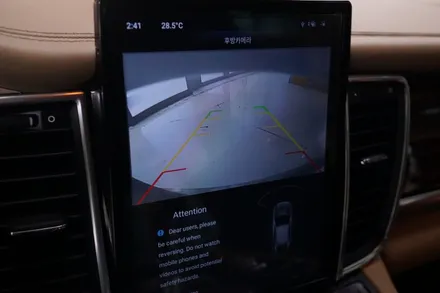 포르쉐 970파나메라 12년식 mk1순정 CDR오디오를 테슬라 타입 모니터로 교체시공 해드렸습니다. / 중랑, 동대문, 광진구, 성동구