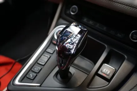 BMW 슈퍼카? I8 올드한 실내를 한껏 꾸며봤습니다! FEAT. 크리스털~~~기어봉 / BMW / i8 / 서울 중랑구