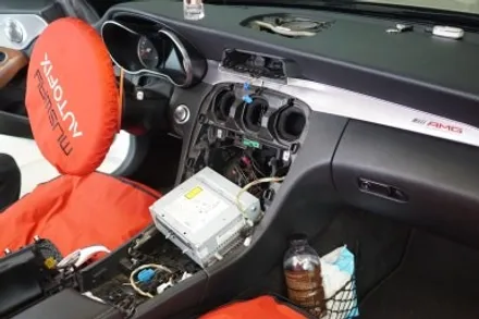 벤츠 C43 AMG 카브리올레  64 엠비언트 업그레이드 , 엠비언트 송풍구 그리고 AMG카본핸들의 최고의 조합! / 서울 중랑