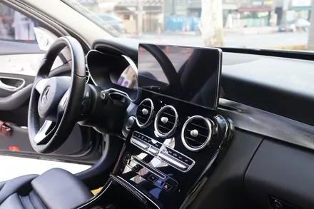 W205 C클래스, 감성과 편의성 모두 잡은 디지털 계기판+모니터 업그레이드 / 서울 중랑