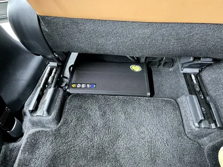 렉서스 UX 250h 향남 블랙박스, 향남 보조배터리 아이나비 Z7000과 에코파워팩 S16 의 조화. / 경기 화성 향남