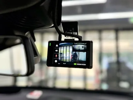 BMW 내 차의 안전을 지키는 두 가지! 전면 썬팅과 블랙박스의 완벽한 조화!! / 경기 화성 향남