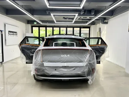 EV6 GT 전기차 썬팅 시공에는 솔라가드 \