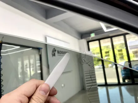 르노삼성 SM5 노바 화성 향남 프리미엄 썬팅샵 아우토 라운지에서 블락포디 \