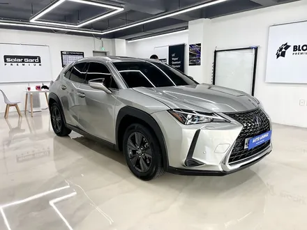 렉서스 UX 250h 향남 블랙박스, 향남 보조배터리 아이나비 Z7000과 에코파워팩 S16 의 조화. / 경기 화성 향남