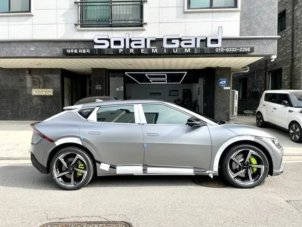 EV6 GT 전기차 썬팅 시공에는 솔라가드 \