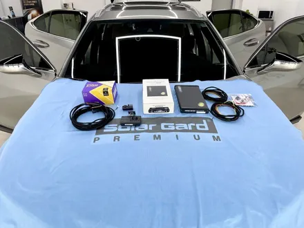 렉서스 UX 250h 향남 블랙박스, 향남 보조배터리 아이나비 Z7000과 에코파워팩 S16 의 조화. / 경기 화성 향남