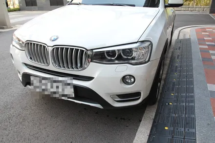 송도 외형복원덴트 bmw x3 도색도 오토엠 / 인천,송도