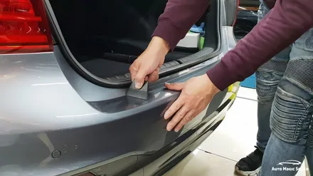창원PPF BMW 5시리즈에 본넷 보호필름을 시공하였습니다