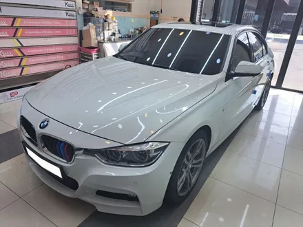 울산 BMW 3시리즈 DMX 엠비언트 기본세트+공조기라인+풋등 시공 / 울산, 포항
