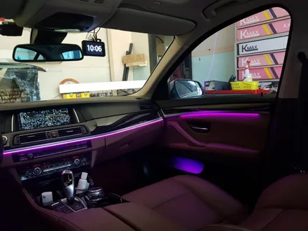 울산 엠비언트 BMW 520D DMX엠비언트 기본세트+1열 도어포켓 시공 / 울산, 포항