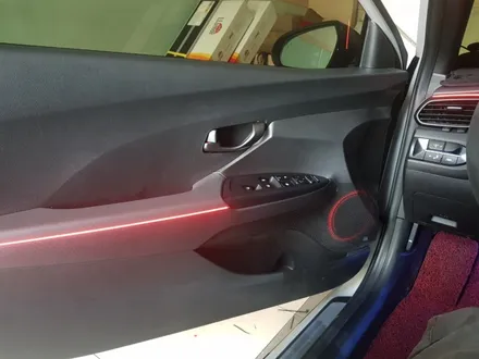 울산 엠비언트 벨로스터N DMX 무빙 엠비언트 기본세트+풋등+스피커 시공 / 울산, 포항