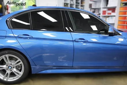 BMW330i M 스포츠패키지 (#B45 에스토릴블루 색상) 레이노S9 틴팅시공기 / 서울 성동구 성수동2가