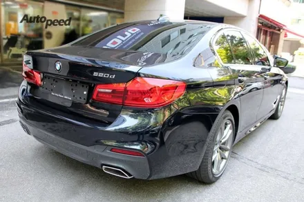 bmw5시리즈 카본블랙 브이쿨틴팅과의 조화 / 서울 성동구 성수동2가