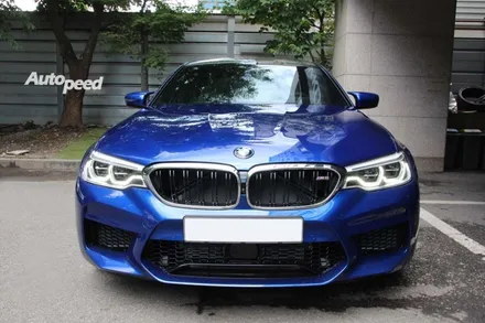 BMW M5 마리나베이블루 브이쿨K 썬팅과의 조화 / 서울 성동구 성수동2가