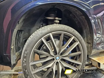 고양 BMW X5 리프트 하부 세차 염화칼슘 제거 기본 하부 세차 일산 / 경기 고양