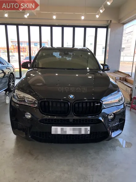광주데칼 bmw x5m m퍼포먼스데칼 시공 [광주랩핑,광주x5m데칼,광주카스킨,아우토스킨] / 광주 광산구 도천동