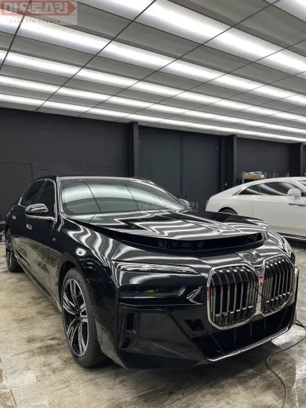 광주ppf   bmw 7시리즈 듀오톤랩핑 및 전체ppf 시공 / 광주 광산구