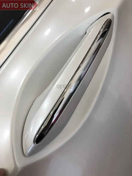 광주랩핑 bmw7시리즈 화이트펄 전체랩핑 시공 [광주랩핑,광주bmw740d랩핑,광주카스킨,아우토스킨] / 광주 광산구 도천동