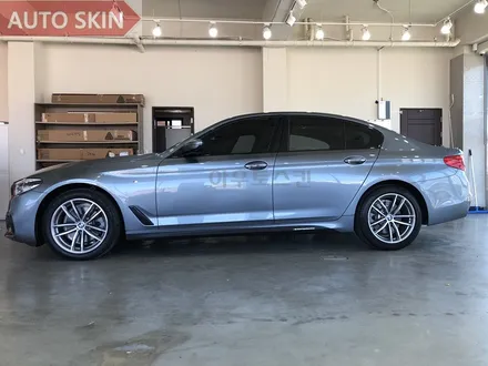 광주랩핑 bmw520d 실내랩핑 및 m퍼포먼스데칼 시공 [광주카스킨,광주g30실내랩핑,아우토스킨] / 광주 광산구 도천동