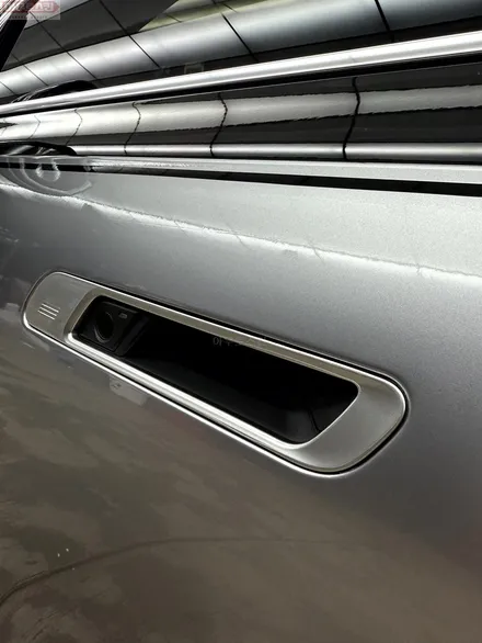 광주랩핑  bmw 7시리즈 듀오톤 시공으로 더욱 고급스럽게.. / 광주 광산구 도천동