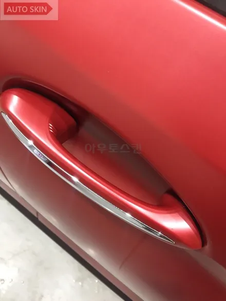 광주랩핑 bmw520d 사틴뱀파이어레드 전테랩핑 시공 [광주카스킨,광주bmw520d랩핑,아우토스킨] / 광주 광산구 도천동