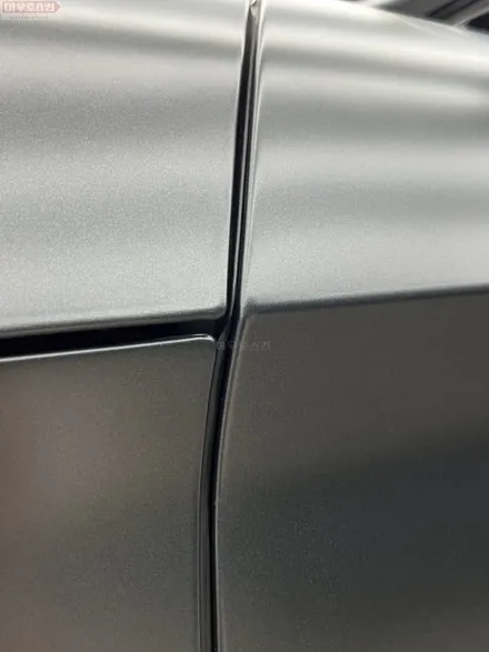 광주랩핑    BMW Z4 사틴 블랙락그레이 전체랩핑 시공 접사로 마감만 보시면 업체시공 퀄리티 확인 가능합니다. / 광주 광산구 도천동