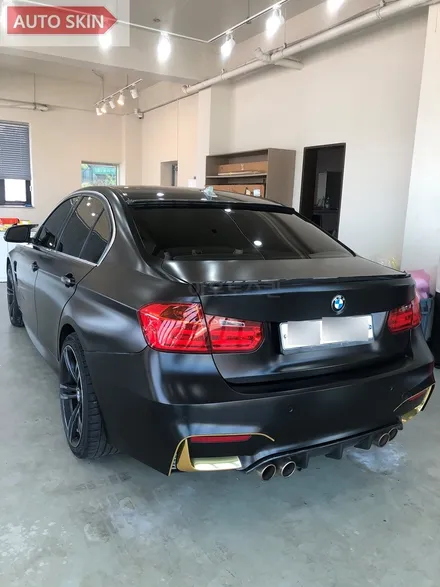 광주랩핑 bmw320d 사틴블랙 전체랩핑 시공 [광주카스킨,광주bmw320d랩핑,아우토스킨] / 광주 광산구 도천동