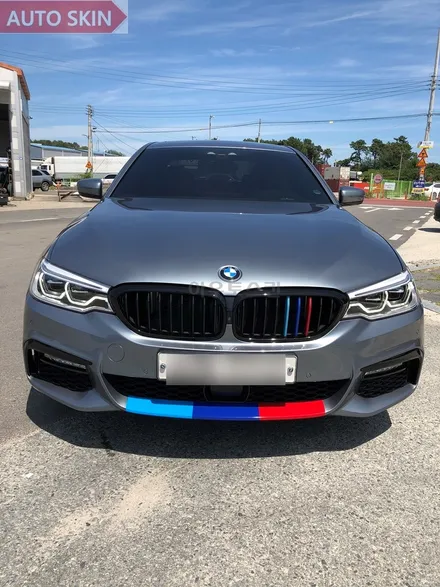 광주랩핑 bmw520d 실내랩핑 및 m퍼포먼스데칼 시공 [광주카스킨,광주g30실내랩핑,아우토스킨] / 광주 광산구 도천동
