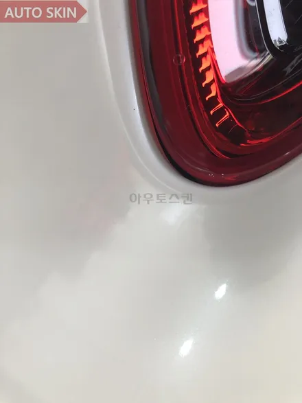 광주랩핑  포르쉐 마칸s 화이트펄 전체랩핑 시공 [광주카스킨,광주마칸랩핑,아우토스킨] / 광주 광산구
