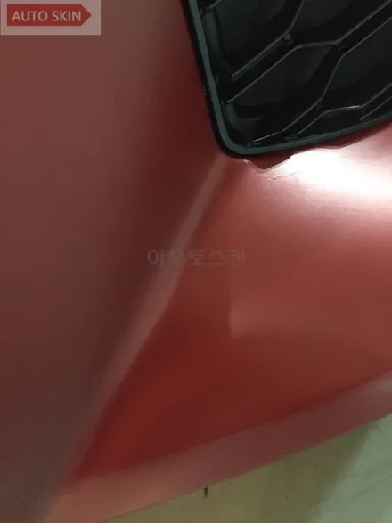광주랩핑 bmw520d 사틴뱀파이어레드 전테랩핑 시공 [광주카스킨,광주bmw520d랩핑,아우토스킨] / 광주 광산구 도천동