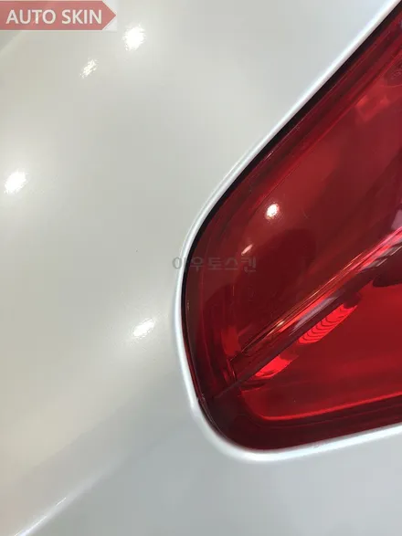 광주랩핑 bmw7시리즈 화이트펄 전체랩핑 시공 [광주랩핑,광주bmw740d랩핑,광주카스킨,아우토스킨] / 광주 광산구 도천동