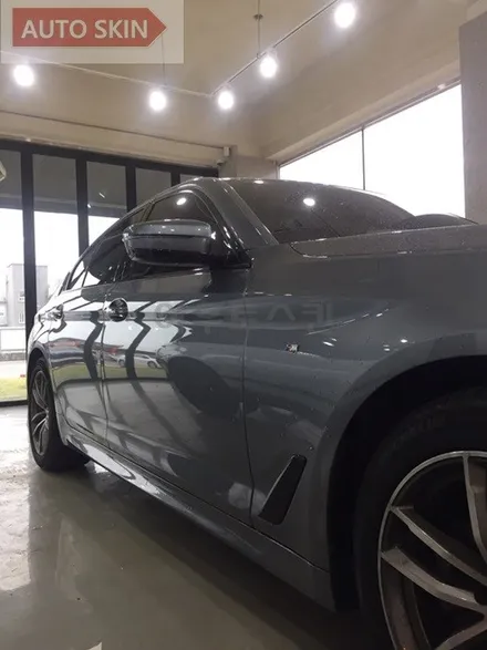 광주랩핑 bmw520d그릴랩핑 및 사이드m퍼포먼스데칼시공 [광주카스킨,광주g30그릴랩핑.아우토스킨] / 광주 광산구 도천동