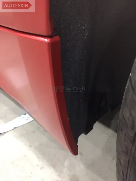 광주랩핑 bmw520d 사틴뱀파이어레드 전테랩핑 시공 [광주카스킨,광주bmw520d랩핑,아우토스킨] / 광주 광산구 도천동