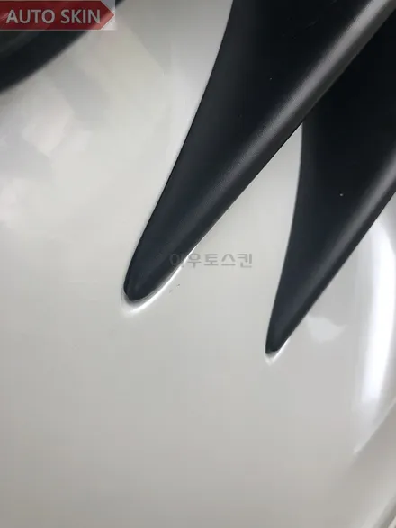 광주랩핑  포르쉐 마칸 화이트펄 전체랩핑 시공 [광주카스킨,광주마칸랩핑,아우토스킨] / 광주 광산구