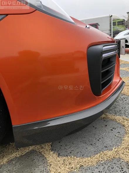 광주랩핑  포르쉐911터보s 3m gloss fiery orange 전체랩핑 시공 [광카스킨,광주전체랩핑,광주포르쉐911랩핑,아우토스킨] / 광주 광산구