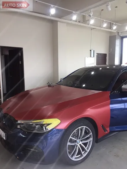 광주랩핑 bmw520d 사틴뱀파이어레드 전테랩핑 시공 [광주카스킨,광주bmw520d랩핑,아우토스킨] / 광주 광산구 도천동