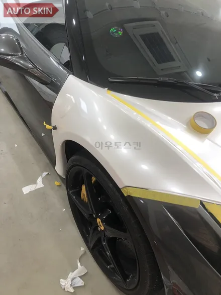 광주랩핑 페라리458이탈리아스파이더 화이트펄 전체랩핑 시공 [광주카스킨,광주페라리458이탈리아랩핑,아우토스킨] / 광주 광산구 도천동