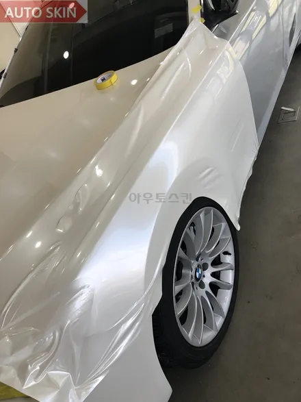 광주랩핑 bmw7시리즈 화이트펄 전체랩핑 시공 [광주랩핑,광주bmw740d랩핑,광주카스킨,아우토스킨] / 광주 광산구 도천동