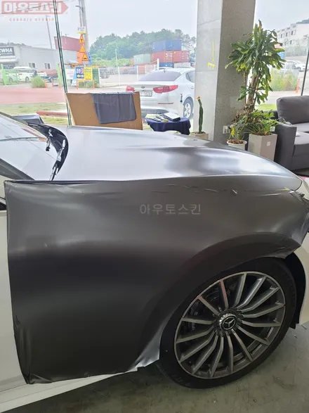 광주랩핑  벤츠amggt43 에이버리슈프림 사틴그레이 전체랩핑 / 광주 광산구