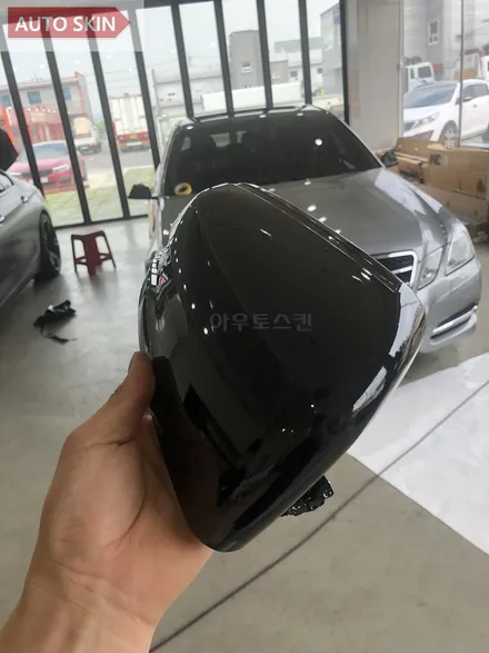 광주루프스킨 벤츠e클래스루프스킨 및 사이드미러랩핑시공[광주랩핑,광주e클래스루프스킨,광주카스킨,아우토스킨] / 광주 광산구 도천동