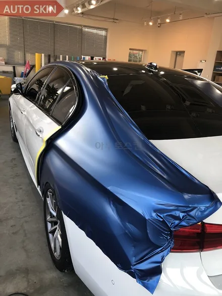광주랩핑 bmw520d 에이버리슈프림 사틴다크블루 전체랩핑 시공 [광주카스킨,광주bmw520d랩핑,g30랩핑,아우토스킨] / 광주 광산구 도천동