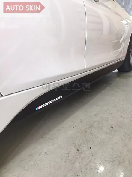 광주루프스킨 bmw320d루프스킨 및 사이드m퍼포먼스데칼 시공 [광주랩핑,광주bmw320d루프스킨,광주카스킨,아우토스킨] / 광주 광산구 도천동
