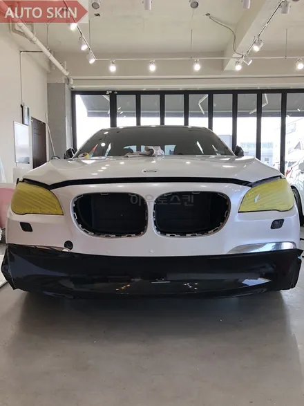 광주랩핑 bmw7시리즈 화이트펄 전체랩핑 시공 [광주랩핑,광주bmw740d랩핑,광주카스킨,아우토스킨] / 광주 광산구 도천동
