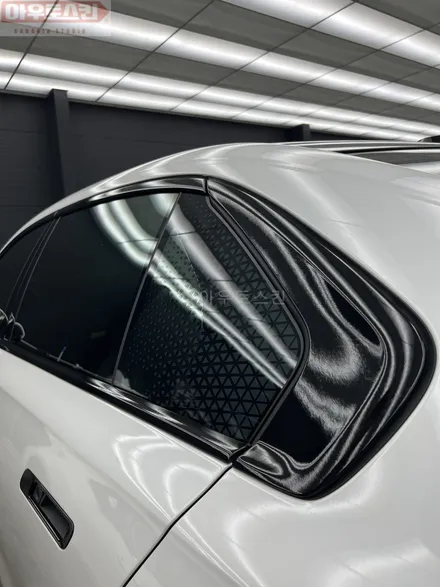광주랩핑   bmw7시리즈 크롬죽이기 및 레이니지로버블랙ppf투톤시공 / 광주 광산구 도천동
