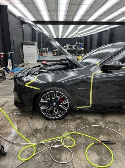 광주ppf     bmw530e 전체ppf 시공으로 차량감가방어!! / 광주 광산구 도천동