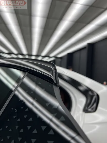 광주랩핑   bmw7시리즈 크롬죽이기 및 레이니지로버블랙ppf투톤시공 / 광주 광산구 도천동