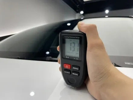 테슬라 틴팅과 본넷 PPF 그리고 요크 핸들 장착 완료