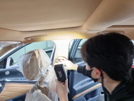 GV80 로얄 블루 신차검수 중 다수의 하자 발견